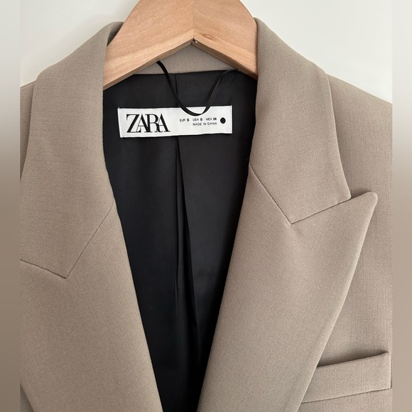 Zara Oversized Double Breasted Buttoned Blazer in ‘Mink’ | Size S - Picture 4 of 7